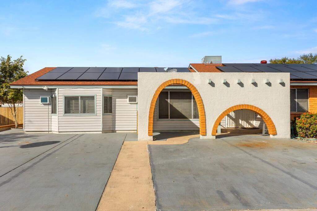 Charming Studio Overlooking The Pool. Phoenix Exterior photo